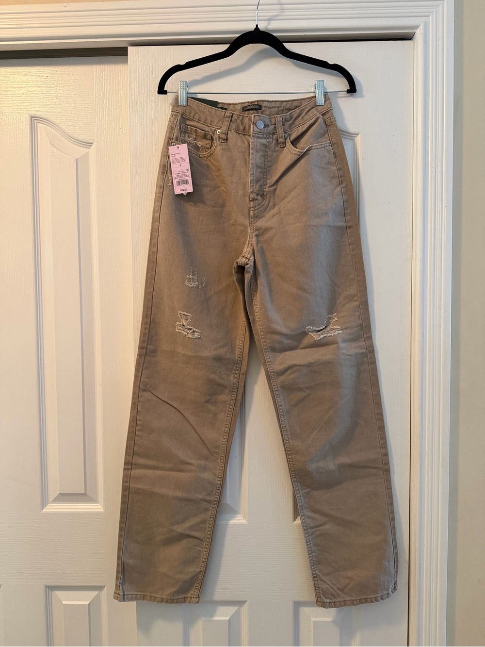 Women’s Straight Leg Distressed Jeans - Tan